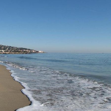 Domitys Le Ruban D'Azur Aparthotel Sète Exteriör bild