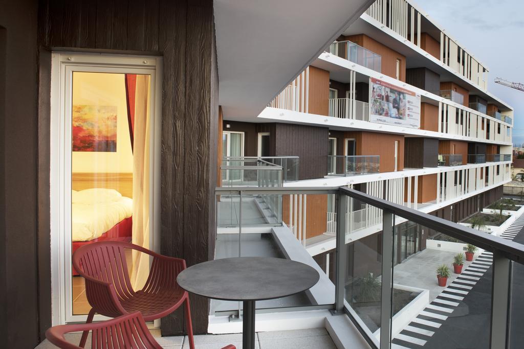 Domitys Le Ruban D'Azur Aparthotel Sète Rum bild