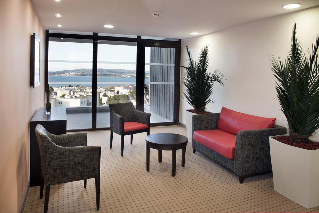 Domitys Le Ruban D'Azur Aparthotel Sète Rum bild